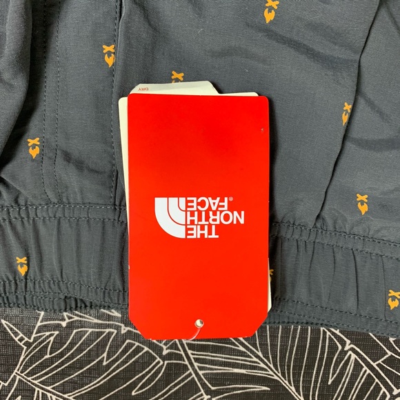 The North Face Men’s Camp Fire Swim Trunks Size L - Picture 7 of 12